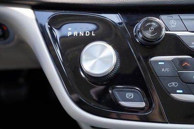2024 Chrysler Pacifica Touring L FWD
