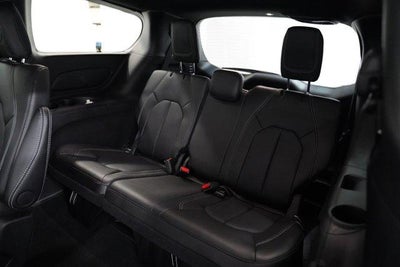 2026 Chrysler Pacifica Select FWD