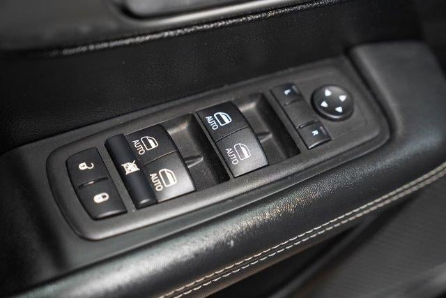 2025 Chrysler Pacifica Select FWD