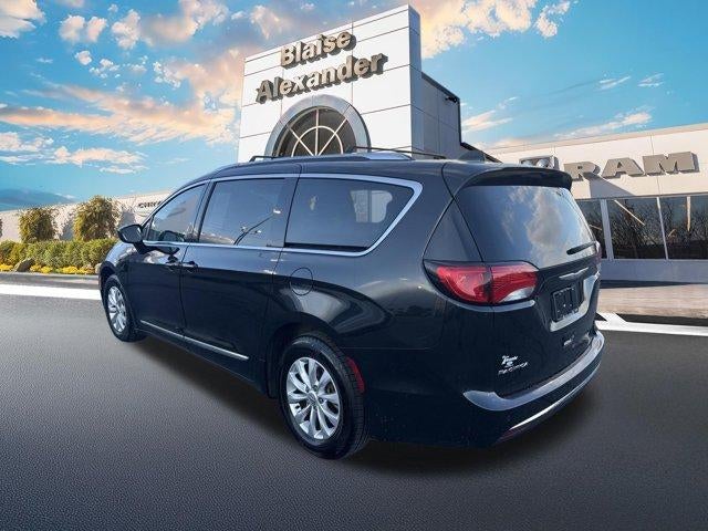 2018 Chrysler Pacifica Touring L FWD