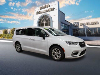 2024 Chrysler Pacifica Limited FWD