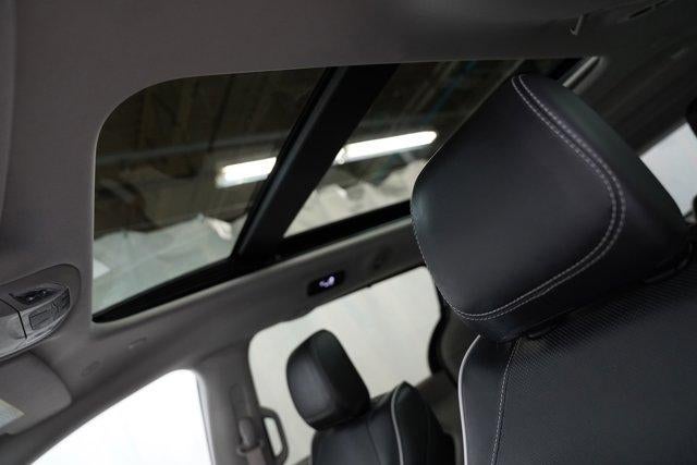 2024 Chrysler Pacifica Limited FWD