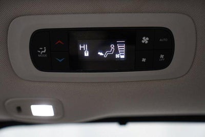 2018 Chrysler Pacifica Hybrid Limited FWD