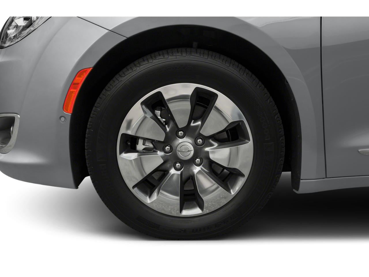 2018 Chrysler Pacifica Hybrid Limited FWD