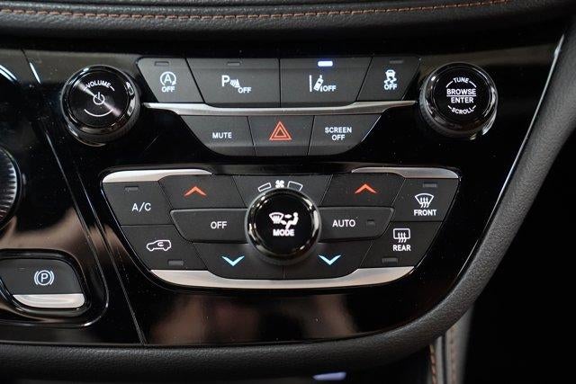 2026 Chrysler Pacifica Pinnacle AWD