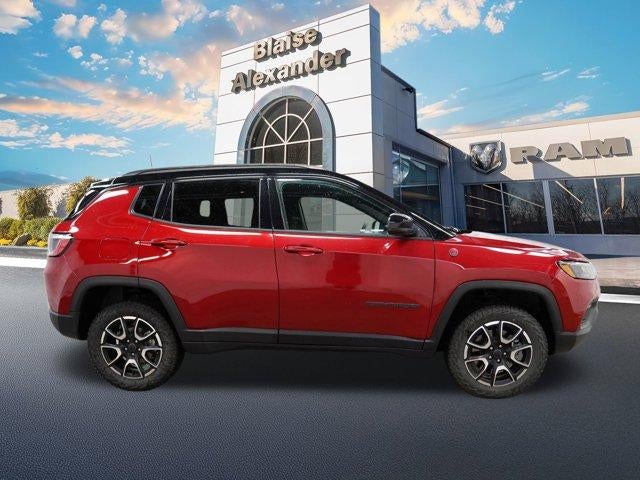 2025 Jeep Compass Trailhawk 4x4