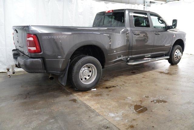 2022 RAM 3500 Big Horn 4x4 Crew Cab 8' Box