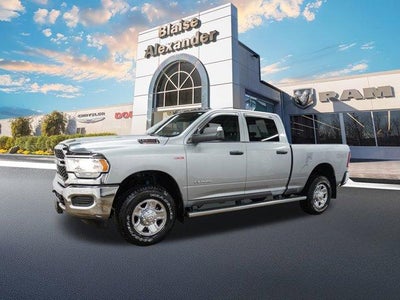 2022 RAM 2500 Tradesman 4x4 Crew Cab 6'4" Box