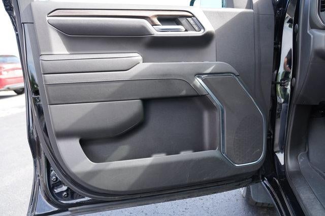 2023 Chevrolet Silverado 1500 Crew Cab Short Box 4-Wheel Drive LT 2FL