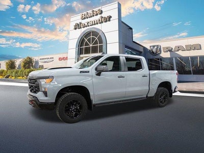 2024 Chevrolet Silverado 1500 Crew Cab Short Box 4-Wheel Drive Custom Trail Boss