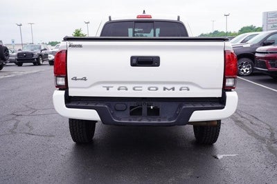 2022 Toyota Tacoma 4WD 4WD SR Access Cab 6' Bed I4 AT (SE)