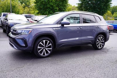 2022 Volkswagen Taos SE 4MOTION