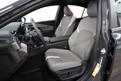 2026 Toyota Camry SE AWD (Natl)