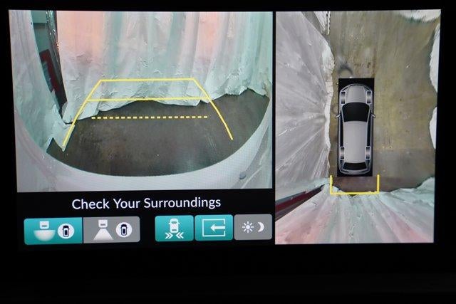 2025 Honda Pilot Elite AWD