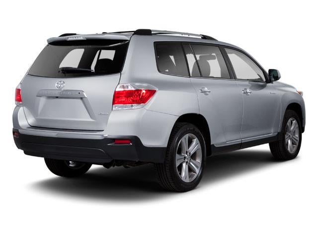 2013 Toyota Highlander 4WD 4dr V6 Plus (Natl)