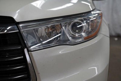 2016 Toyota Highlander AWD 4dr V6 XLE (Natl)