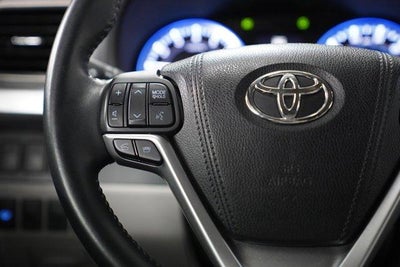 2016 Toyota Highlander AWD 4dr V6 XLE (Natl)