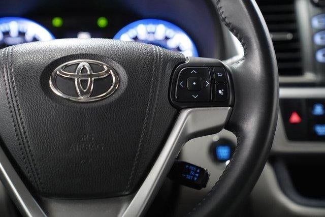 2016 Toyota Highlander AWD 4dr V6 XLE (Natl)