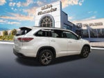 2016 Toyota Highlander AWD 4dr V6 XLE (Natl)