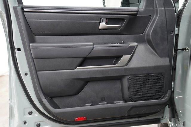 2025 Toyota Tundra 4WD 4WD SR5 CrewMax 5.5' Bed (SE)