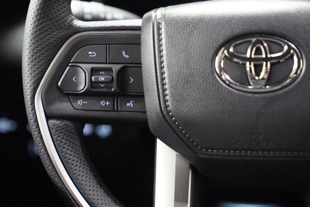 2025 Toyota Tundra 4WD 4WD SR5 CrewMax 5.5' Bed (SE)