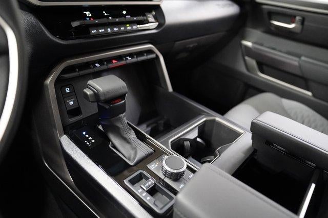 2025 Toyota Tundra 4WD 4WD SR5 CrewMax 5.5' Bed (SE)