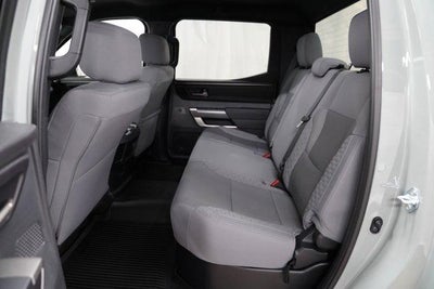 2025 Toyota Tundra 4WD 4WD SR5 CrewMax 5.5' Bed (SE)