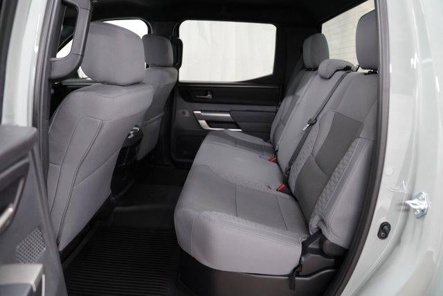 2025 Toyota Tundra 4WD 4WD SR5 CrewMax 5.5' Bed (SE)