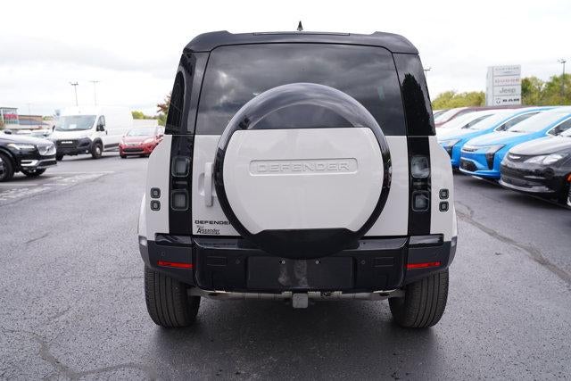 2026 Land Rover Defender 110 P300 S