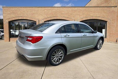 2011 Chrysler 200 4dr Sdn Limited