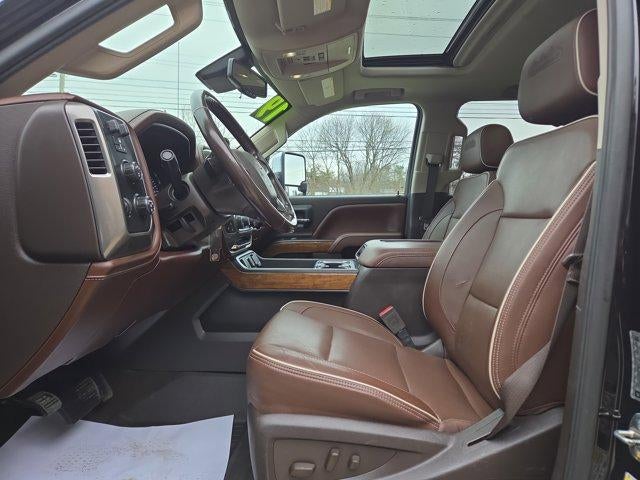 2019 Chevrolet Silverado 3500 HD Crew Cab Standard Box 4-Wheel Drive High Country