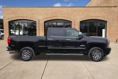 2019 Chevrolet Silverado 3500 HD Crew Cab Standard Box 4-Wheel Drive High Country