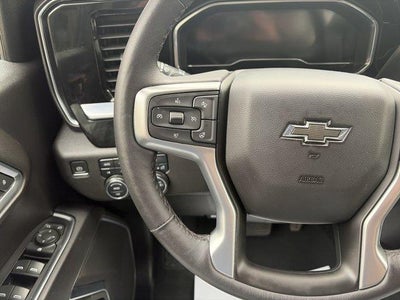 2022 Chevrolet Silverado 1500 Crew Cab Short Box 4-Wheel Drive RST
