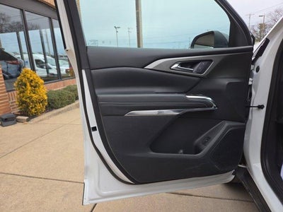 2024 Chevrolet Traverse LT w/2LT