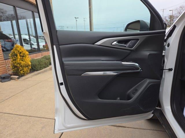 2024 Chevrolet Traverse LT w/2LT