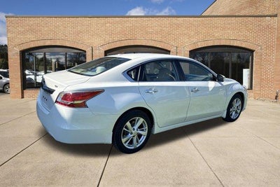 2015 Nissan Altima 4dr Sdn I4 2.5 SV
