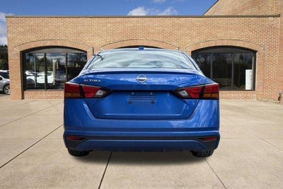 2025 Nissan Altima SV FWD