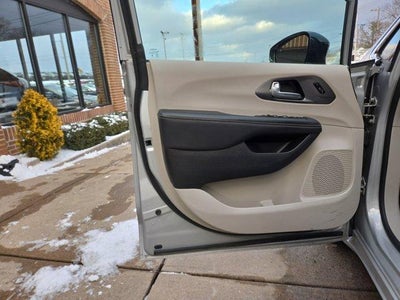 2024 Chrysler Pacifica Touring L FWD