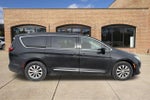 2017 Chrysler Pacifica Touring-L FWD