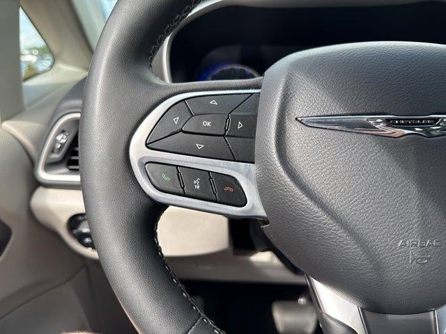 2023 Chrysler Pacifica Touring L FWD