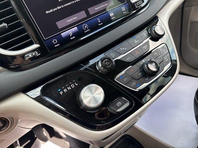 2023 Chrysler Pacifica Touring L FWD