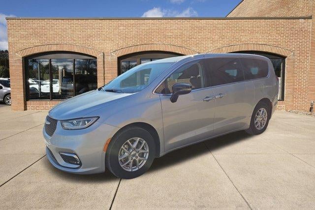 2024 Chrysler Pacifica Touring L FWD
