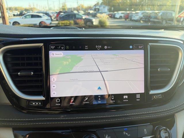 2024 Chrysler Pacifica Hybrid Select FWD