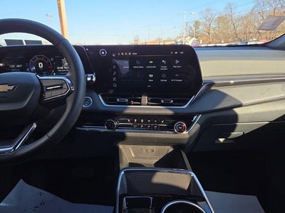 2025 Chevrolet Equinox AWD LT