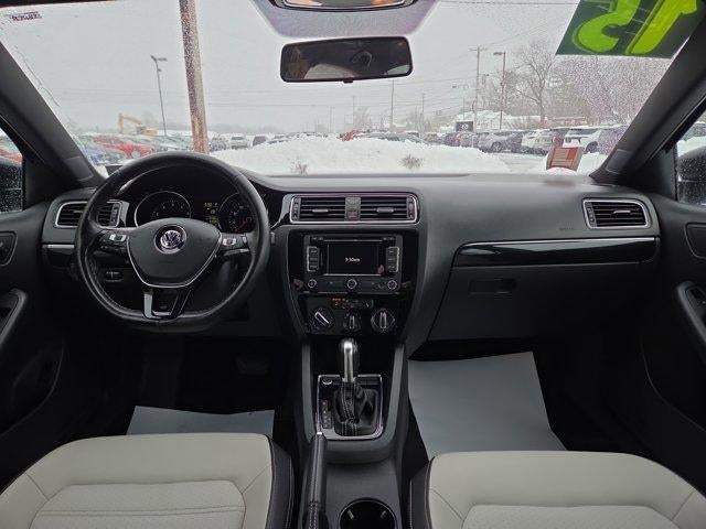 2015 Volkswagen Jetta 4dr Auto 1.8T Sport PZEV Sedan