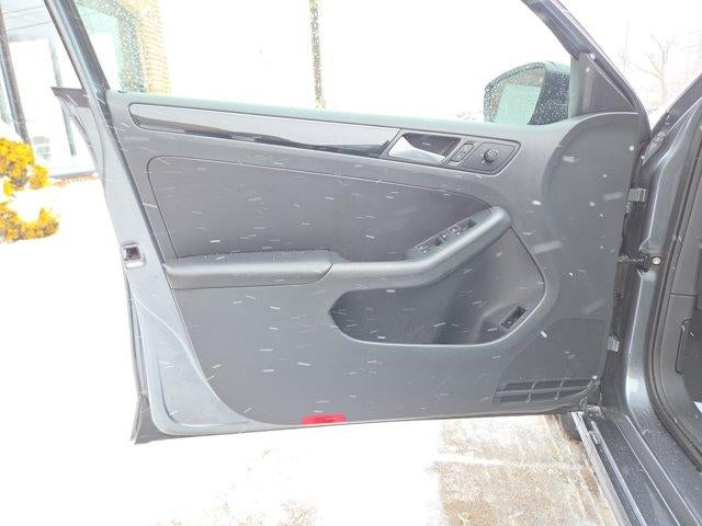 2015 Volkswagen Jetta 4dr Auto 1.8T Sport PZEV Sedan