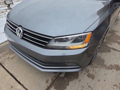 2015 Volkswagen Jetta 4dr Auto 1.8T Sport PZEV Sedan