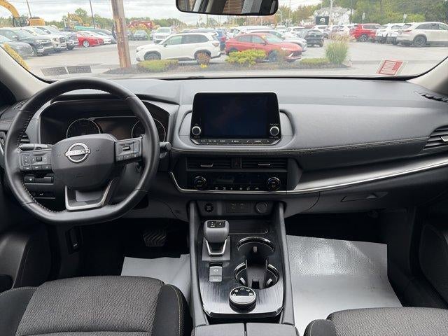 2025 Nissan Rogue AWD SV