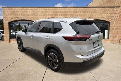 2025 Nissan Rogue AWD SV