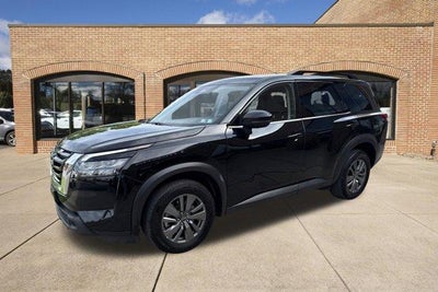 2025 Nissan Pathfinder SV 4WD